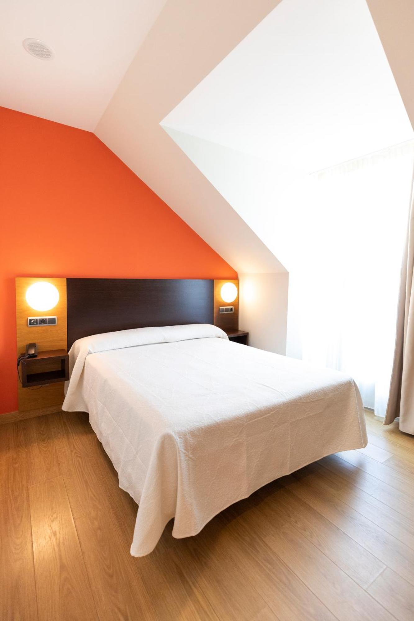 Hotel Maritimo Ris Con Garaje Noja Extérieur photo