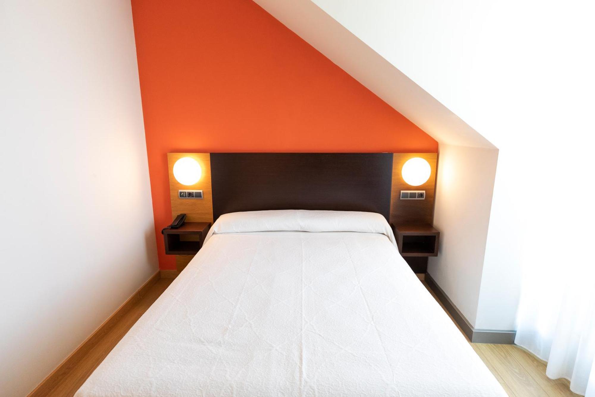 Hotel Maritimo Ris Con Garaje Noja Extérieur photo