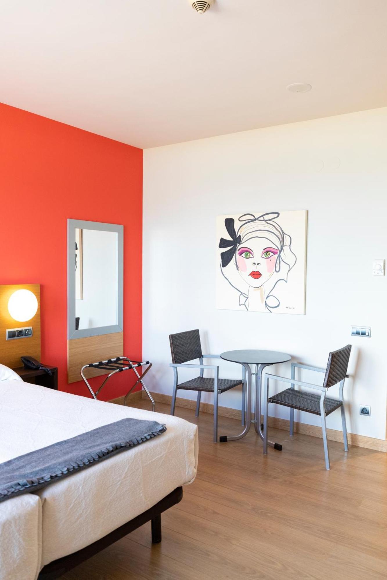Hotel Maritimo Ris Con Garaje Noja Extérieur photo