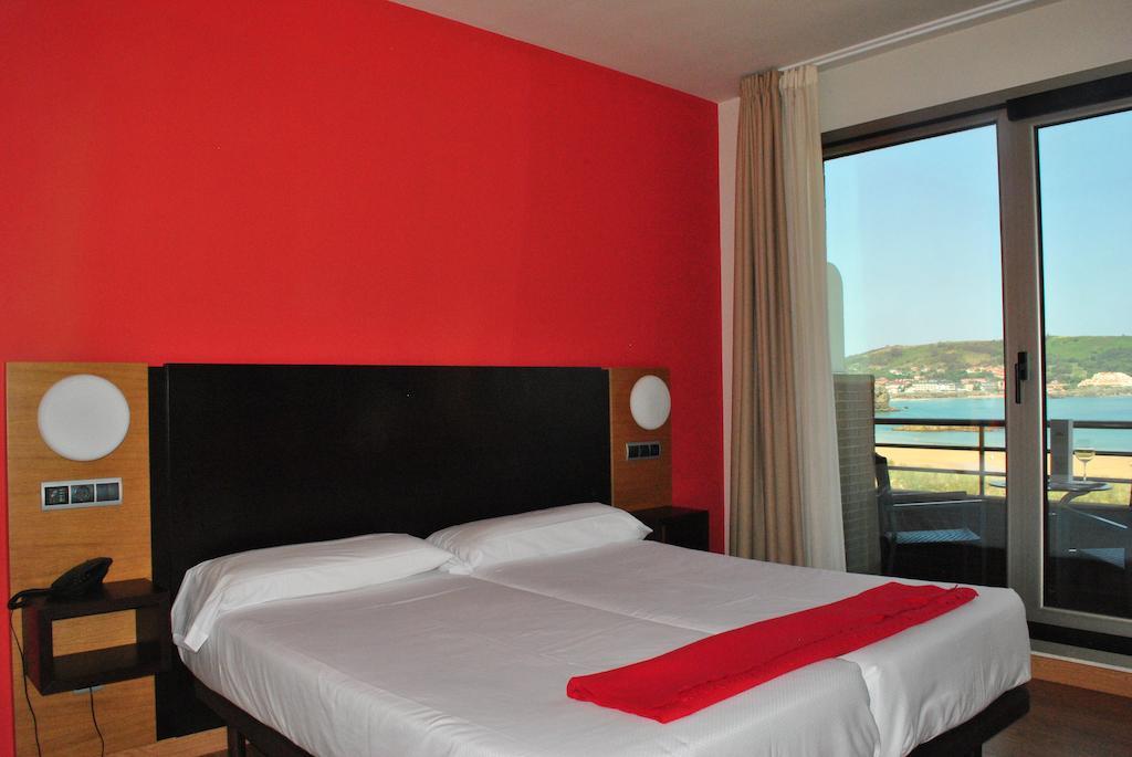 Hotel Maritimo Ris Con Garaje Noja Extérieur photo