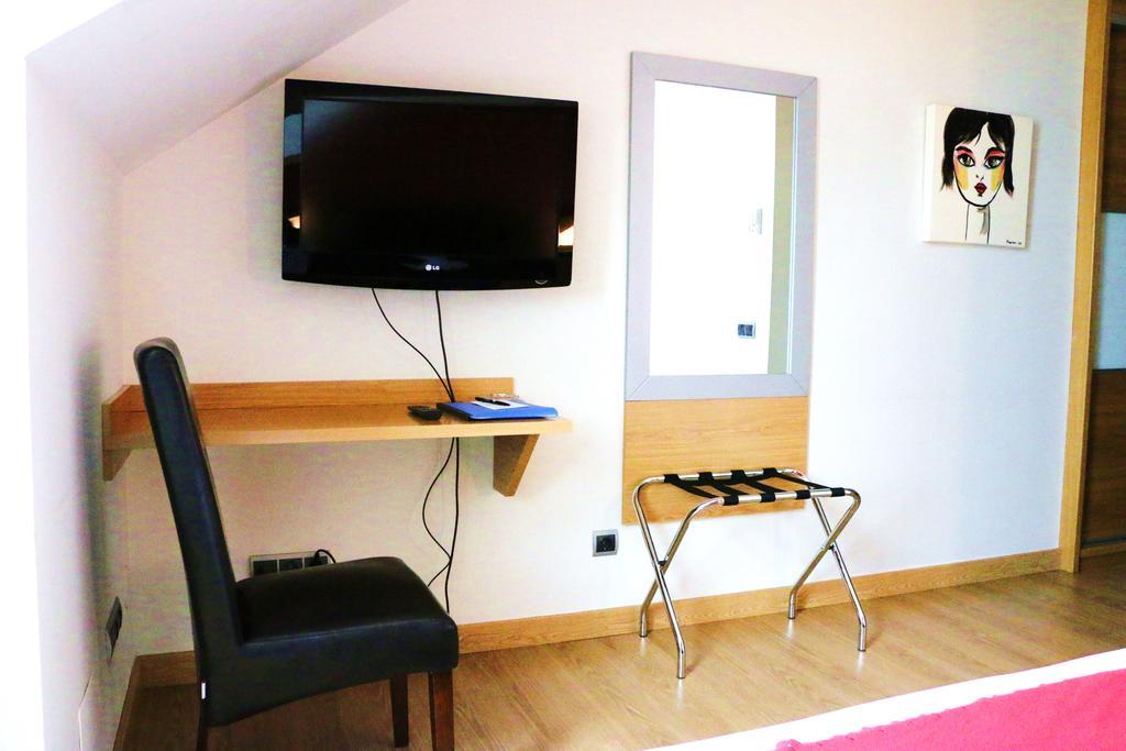 Hotel Maritimo Ris Con Garaje Noja Extérieur photo