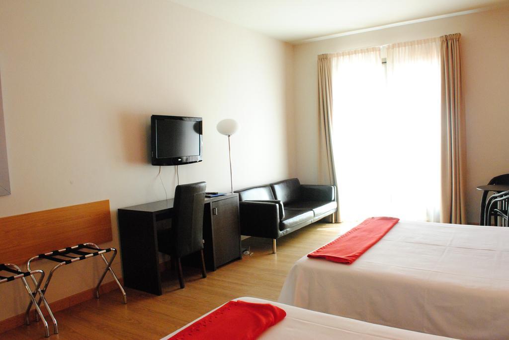Hotel Maritimo Ris Con Garaje Noja Extérieur photo